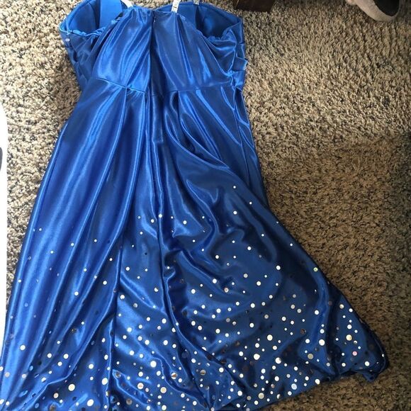 Wendye C Jump Apparel blue dress 27 inches long with sequins and balloon bottom - Picture 9 of 12